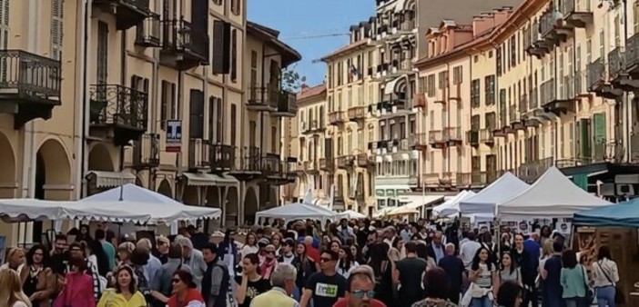Saluzzo, domani Negozio in strada Saluzzo, domani Negozio in strada