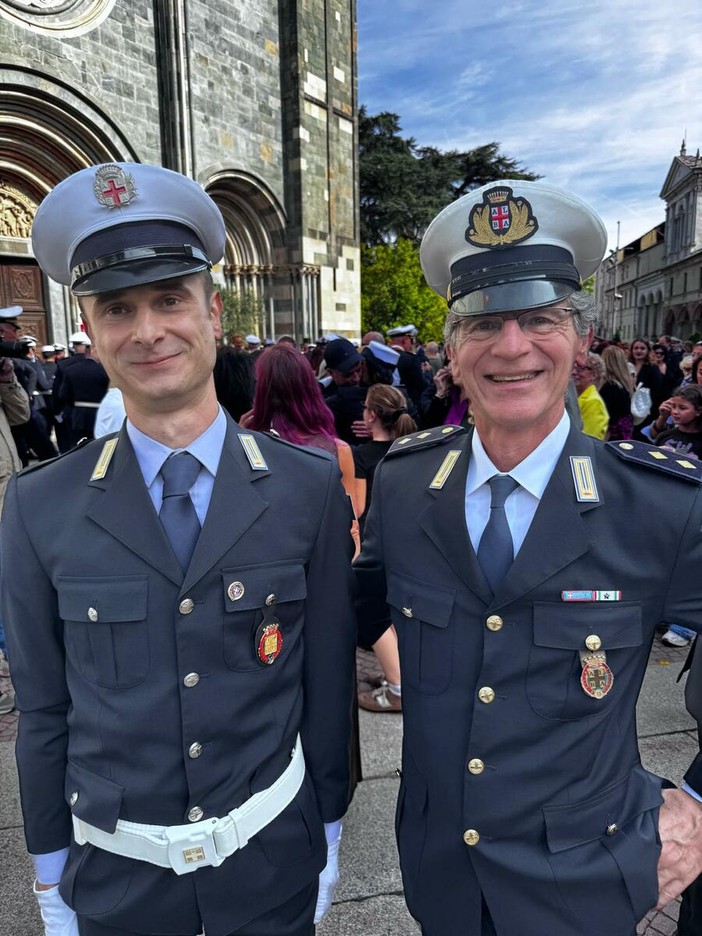 Alba, un nuovo agente nella Polizia locale: Simone Fracanzani ha completato il corso regionale Alba, un nuovo agente nella Polizia locale: Simone Fracanzani ha completato il corso regionale