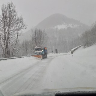 Allerta gialla in Piemonte per neve a bassa quota e rischio valanghe: domani fiocchi fino in pianura