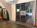 Vetrine sfitte in via Roma a Cuneo Vetrine sfitte in via Roma a Cuneo