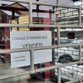 &quot;Quando i portici saranno bui e deserti, forse si capirà il valore dei negozi fisici nelle città&quot; [VIDEO]