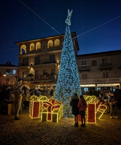 A Monforte d'Alba il Natale si fa comunità: tombola, storia e musica nel cuore delle fe