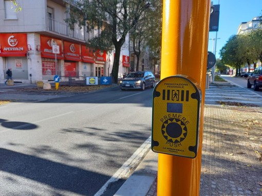 Cuneo: installati i semafori 'intelligenti' in corso IV Novembre e Alcide De Gasperi