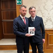 Nicola Cotti e Stefano De Carolis  con il libro dedicato a Chiaffredo Bergia
