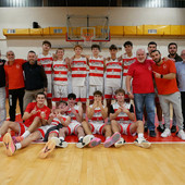 BASKET / Il derby tra Alba e Bra va all'Olimpo che rimonta dal -18 BASKET / Il derby tra Alba e Bra va all'Olimpo che rimonta dal -18