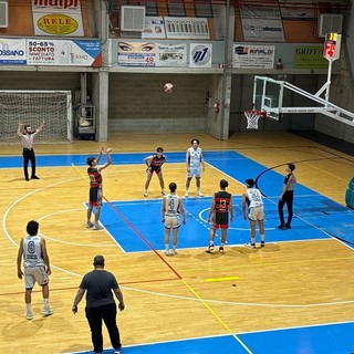 BASKET SERIE D / Olimpo Alba, importante vittoria in chiave salvezza a Fossano