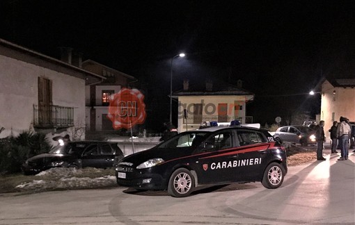L'auto finita fuoristrada dopo l'inseguimento dei Carabinieri, il 29 gennaio scorso