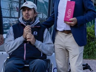 Premiazione atleta paralimpico Marco Rossato e presidente Lega Navale Italiana Sezione della Spezia, Francesco Costa - PH Credits Marco Trainotti