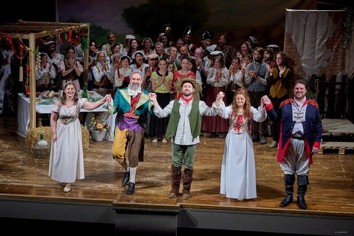 A Cuneo l'opera lirica “SPETTACOLARE!”: Elisir d’amore A Cuneo l'opera lirica “SPETTACOLARE!”: Elisir d’amore