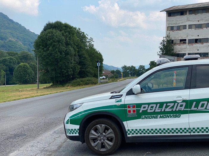 L'autovelox di ultima generazione ha sostituito il precedente sulla Provinciale 26 tra Paesana e Sanfront L'autovelox di ultima generazione ha sostituito il precedente sulla Provinciale 26 tra Paesana e Sanfront