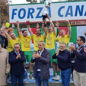 Il momento della premiazione Il momento della premiazione