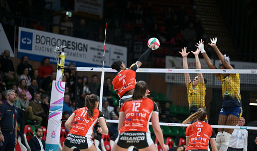 La schiacciatrice Rivero, premiata MVP, in azione (foto di Danilo Ninotto)