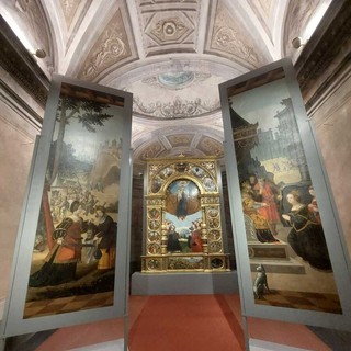 La pala di Pddone Pascale, al Palazzo dei Vescovi, in via Maghelona a Saluzzo