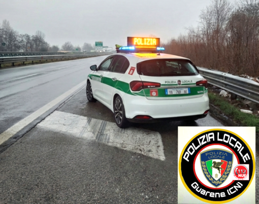 Guarene, la Polizia Locale ritira quattro patenti: una era scaduta da 16 anni Guarene, la Polizia Locale ritira quattro patenti: una era scaduta da 16 anni