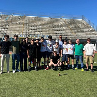 Un momento della premiazione del torneo scolastico albese