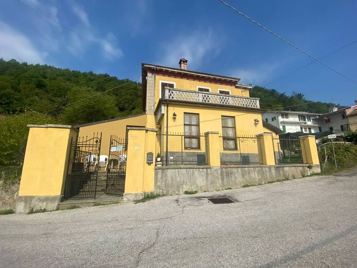 Nucetto, chiude la storica pizzeria della Villa: oltre 50 anni di forno a legna e tradizione Nucetto, chiude la storica pizzeria della Villa: oltre 50 anni di forno a legna e tradizione