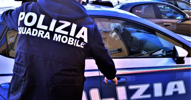 Maxi operazione della Polizia di Stato contro spaccio di stupefacenti e detenzione illegale di armi: 8 in arresto a Cuneo Maxi operazione della Polizia di Stato contro spaccio di stupefacenti e detenzione illegale di armi: 8 in arresto a Cuneo