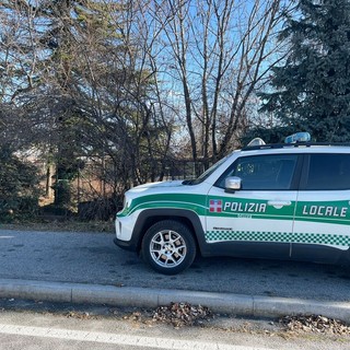 La Polizia Locale di Cuneo sorprende cinque automobilisti che occupavano indebitamente i parcheggi riservati alle persone con disabilità La Polizia Locale di Cuneo sorprende cinque automobilisti che occupavano indebitamente i parcheggi riservati alle persone con disabilità