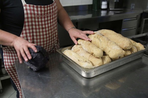 Pane, via libera del Senato al Ddl su produzione e vendita: più trasparenza per i consumatori Pane, via libera del Senato al Ddl su produzione e vendita: più trasparenza per i consumatori
