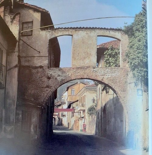 Villa di Verzuolo, Porta Capala prima di essere distrutta