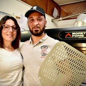 La pizzeria Aurora di Boves festeggia 10 anni di attività: mercoledì 1° aprile brindisi con clienti e amici