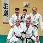 Il Kodokan Cuneo brilla tra Leinì e Savona: pioggia di medaglie dai Master ai Giovani