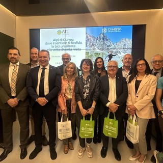 Alpi di Cuneo: dove il sentiero si fa sfida, la bici è un’alleata e la vetta diventa meta [VIDEO]