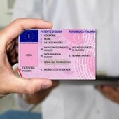 La promessa sarebbe stata quella di una rapida conversione del documento di guida in uno italiano