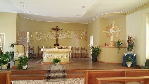 Il presbiterio della chiesa dell’Istituto Salesiano San Domenico Savio di Bra