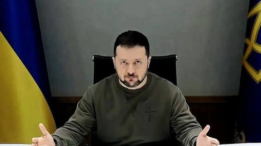 Indagata per tangenti la vice dell’ufficio presidenziale, Zelensky la licenzia
