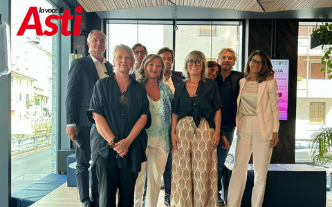 Immagini e volti della presentazione milanese della Douja d'Or 2026