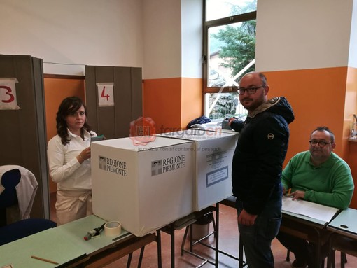 Emanuele Vaudano al voto