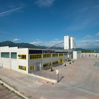 L’azienda PAVESMAC ricerca impiegata/o da inserire nel proprio organico L’azienda PAVESMAC ricerca impiegata/o da inserire nel proprio organico