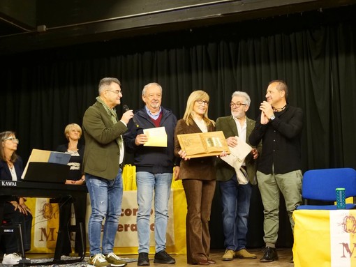 "La Quercia del Myr" celebra la letteratura: ottava edizione con record di partecipazione "La Quercia del Myr" celebra la letteratura: ottava edizione con record di partecipazione
