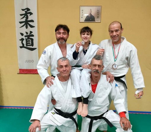 Il Kodokan Cuneo brilla tra Leinì e Savona: pioggia di medaglie dai Master ai Giovani