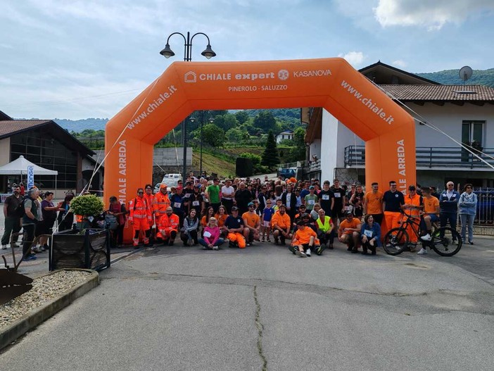 Walking Scuola Day, sport e solidarietà in Valle Bronda Walking Scuola Day, sport e solidarietà in Valle Bronda