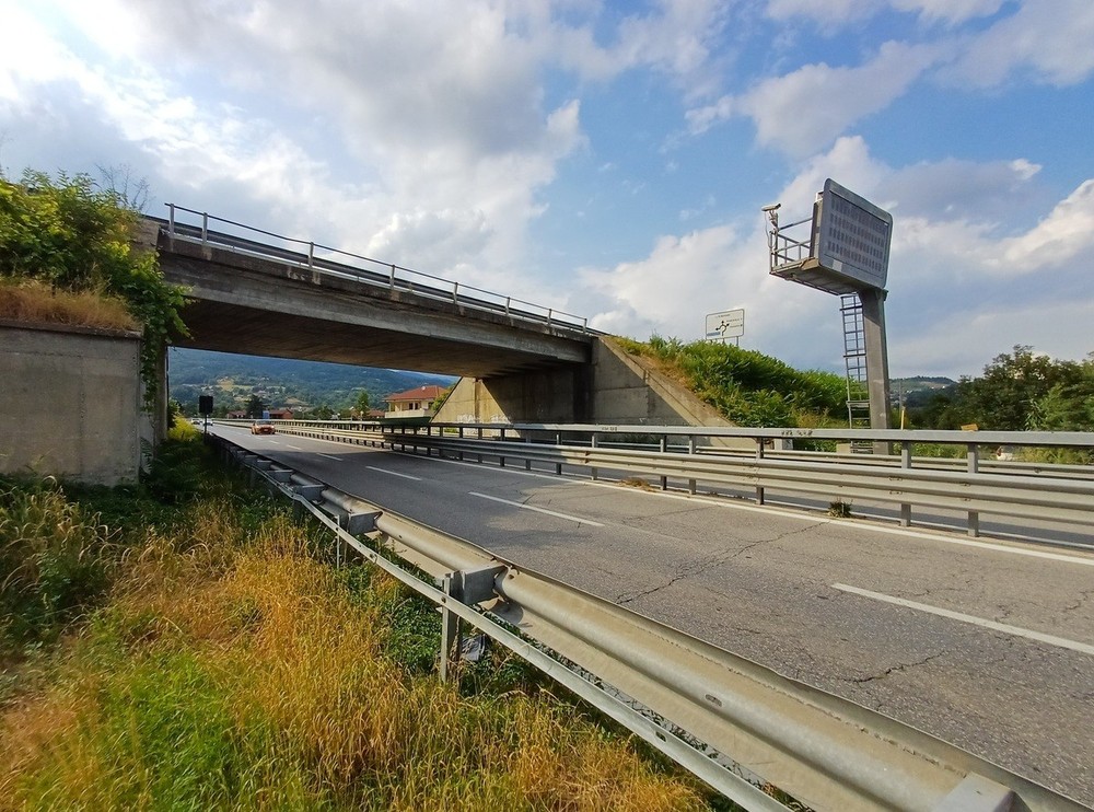 Cantiere notturno sulla SP 23 a Pinerolo: tratto chiuso verso Torino dal 27 maggio Cantiere notturno sulla SP 23 a Pinerolo: tratto chiuso verso Torino dal 27 maggio