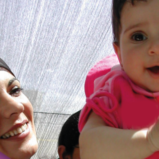 Emmaus festeggia l'8 marzo con la solidarietà: vendita straordinaria per le donne in difficoltà Emmaus festeggia l'8 marzo con la solidarietà: vendita straordinaria per le donne in difficoltà