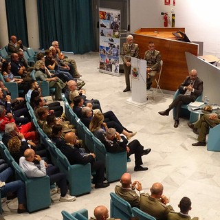 Istituzioni e territorio al fianco del 2° Reggimento Alpini: a Cuneo il racconto della missione in Libano Istituzioni e territorio al fianco del 2° Reggimento Alpini: a Cuneo il racconto della missione in Libano