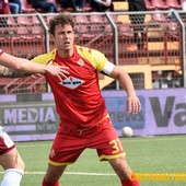 Un'azione di gioco di Pontedera-Bra Un'azione di gioco di Pontedera-Bra