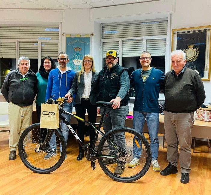 La premiazione del concorso "Mi i cato a Manta…e vagno"