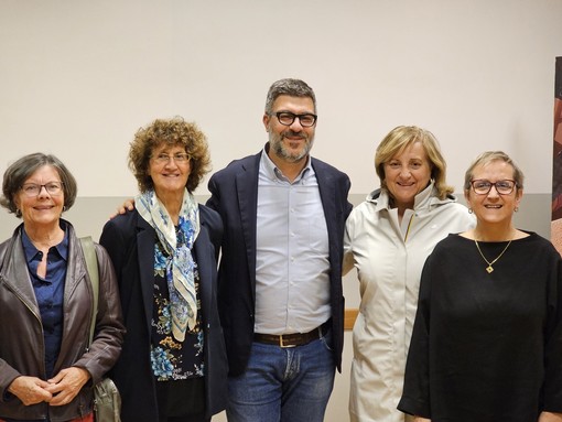Da sinistra Daniela Blengio, Franca Giordano, Mauro Calderoni, Gianna Pentenero e Ivana Borsotto