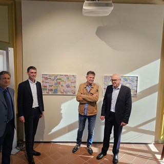 In foto il sindaco di Savigliano Antonello Portera, Andrea Coletti, presidente della Fondazione Ente Manifestazioni e l'artista Massimo Ricci