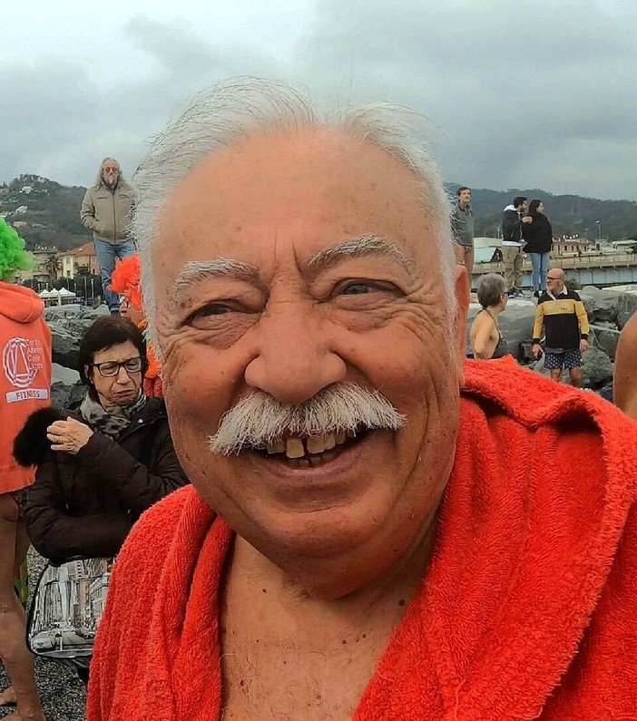 A Savona i funerali di Roberto Giuria, odontoiatra originario di Ceva e presidente dei Nuotatori del Tempo Avverso