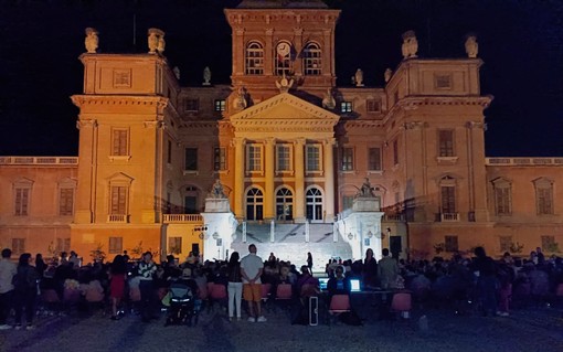 Un evento nel cortile del Castello di Racconigi Un evento nel cortile del Castello di Racconigi