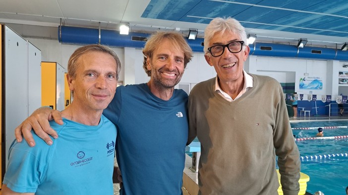 Massimiliano Rosolino visita il Centro Sportivo Val Maira di Roccabruna: una giornata speciale per i giovani nuotatori Massimiliano Rosolino visita il Centro Sportivo Val Maira di Roccabruna: una giornata speciale per i giovani nuotatori