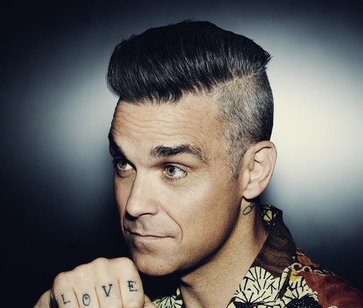 Concerto di Robbie Williams annullato a Barolo... ma si tratta di una bufala: la nota dell'organizzazione di Collisioni