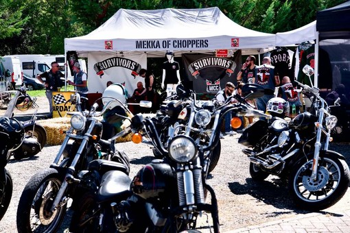 Rolling Cows 2026: a Neive torna il grande raduno di fine estate tra moto, musica e spirito biker Rolling Cows 2026: a Neive torna il grande raduno di fine estate tra moto, musica e spirito biker