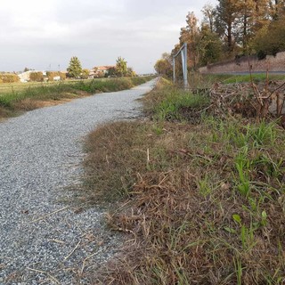 La pista ciclabile di via Stramiano a Racconigi, oggetto di discussione tra maggioranza e opposizione La pista ciclabile di via Stramiano a Racconigi, oggetto di discussione tra maggioranza e opposizione