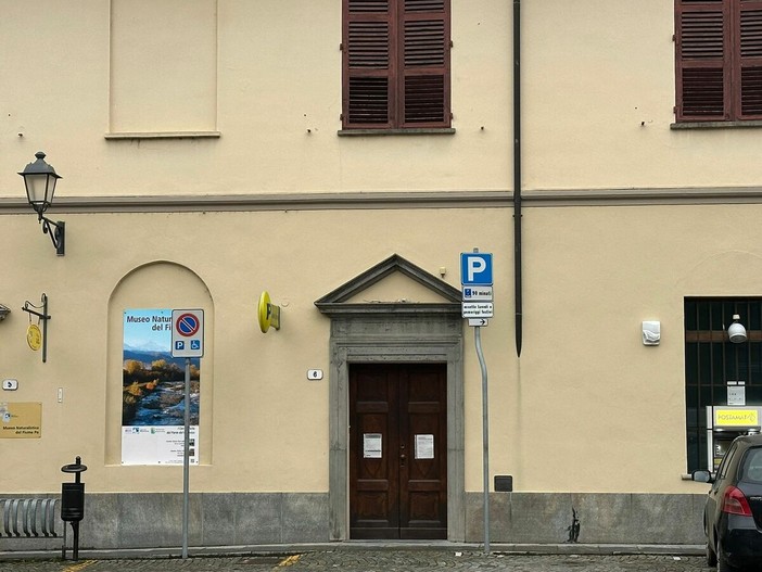 Revello, nuova proroga per la riapertura dell’Ufficio Postale: servizio fermo fino al 30 giugno Revello, nuova proroga per la riapertura dell’Ufficio Postale: servizio fermo fino al 30 giugno